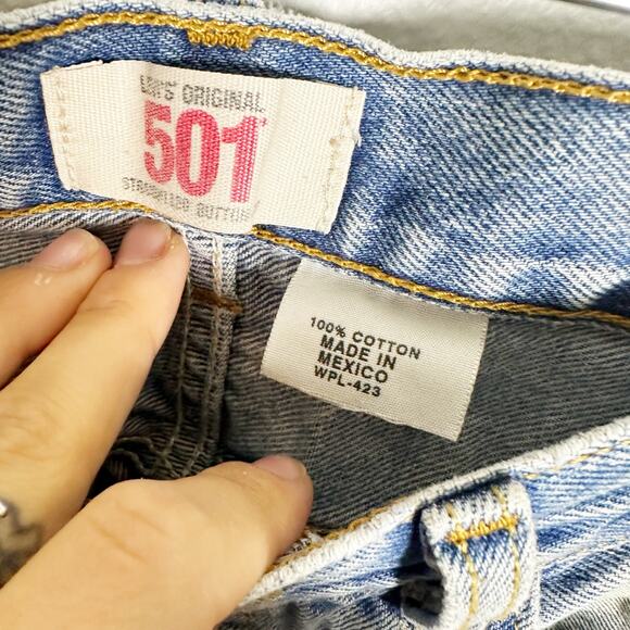 Levi's Light Wash 501 Button Fly Patchwork Straight Leg Jeans sz 34 - Picture 7 of 13